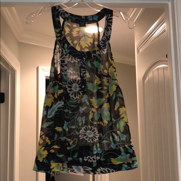 cute blouse - Picture 1 of 4